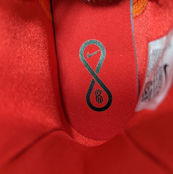 Nike Kyrie Infinity 1 World 1 people Casual Orange Basketball Sneakers size 7.5 - Picture 11 of 13